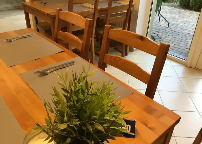 Ow Delta بيت للعطل *